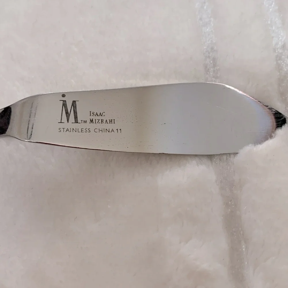 Isaac Mizrahi Elegant Stainless Silver Flatware 43 Pieces Cutlery Set